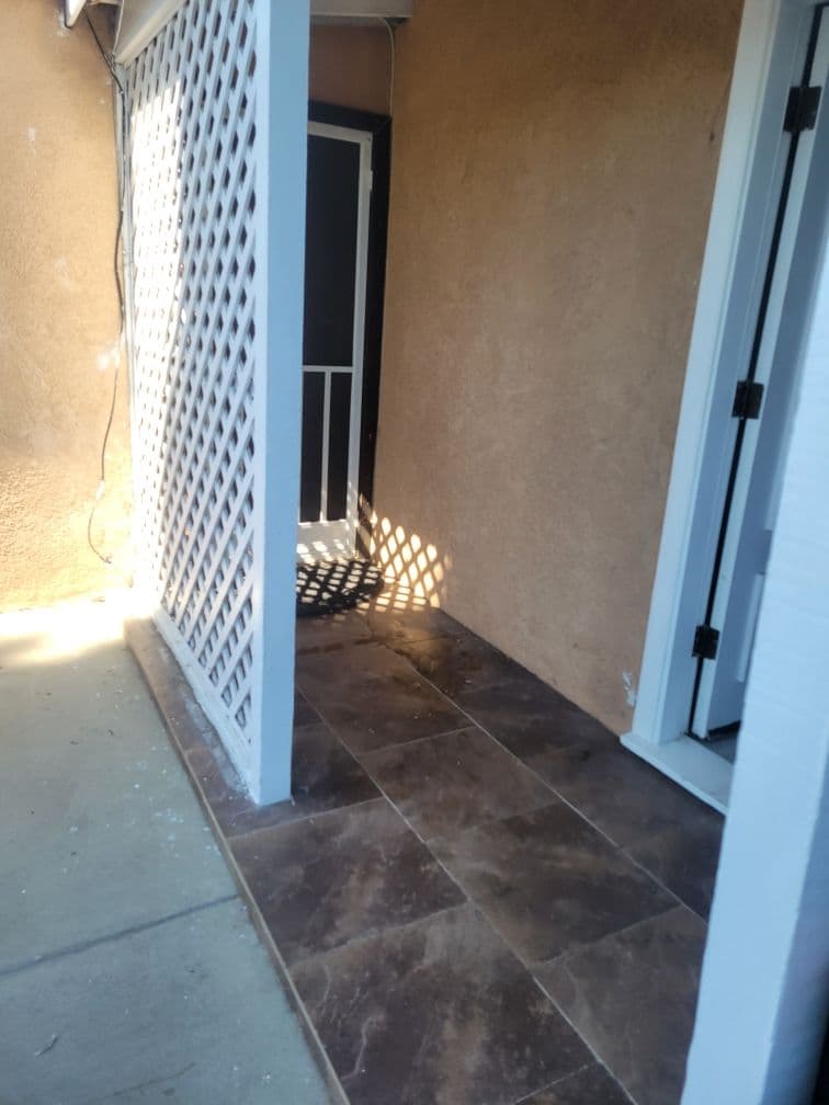 Gallery photos for Transformative Junk Removal for a Clutter-Free Space: Image #1