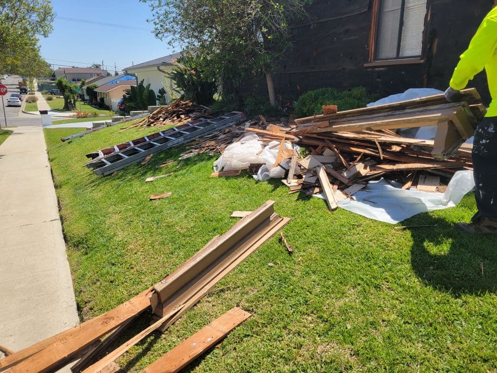 Construction Debris Removal in Burbank image