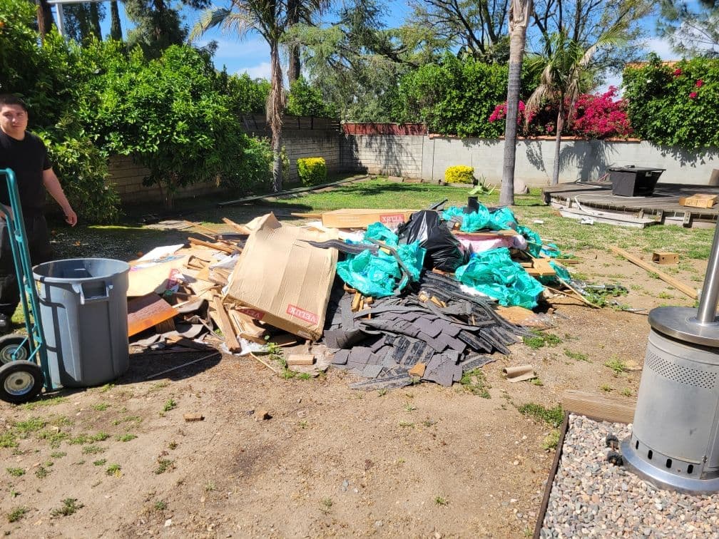 Backyard Junk Removal in Sylmar, CA image