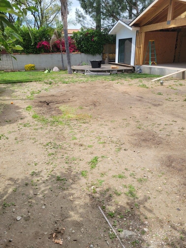 Gallery photos for Backyard Junk Removal in Sylmar, CA: Image #1