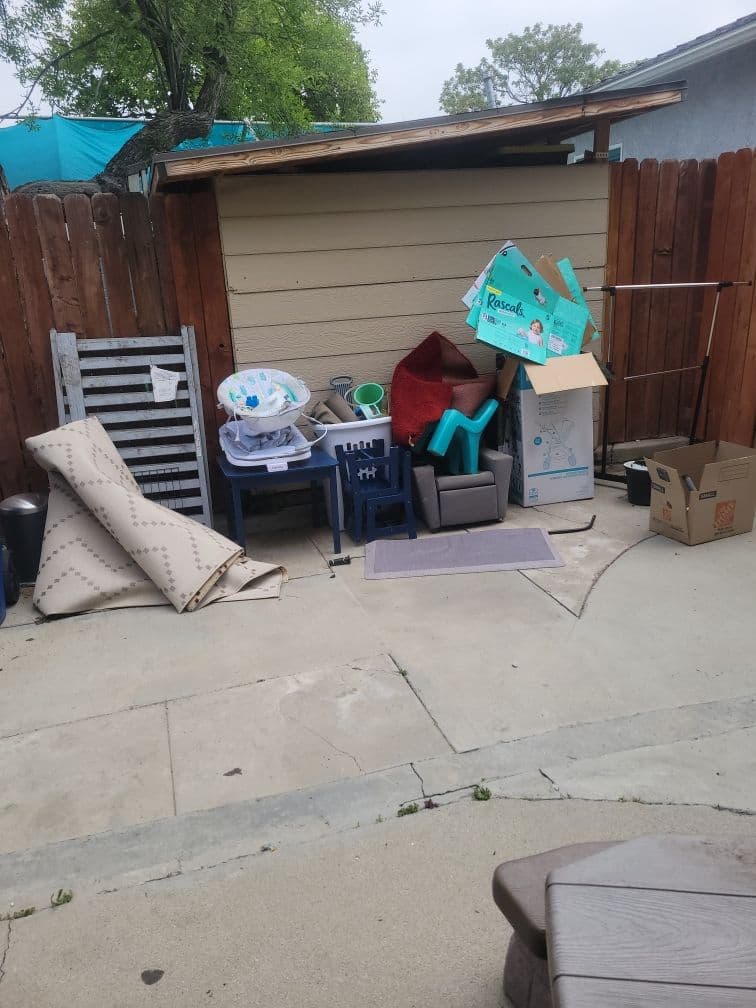 Efficient Decluttering in Sylmar
