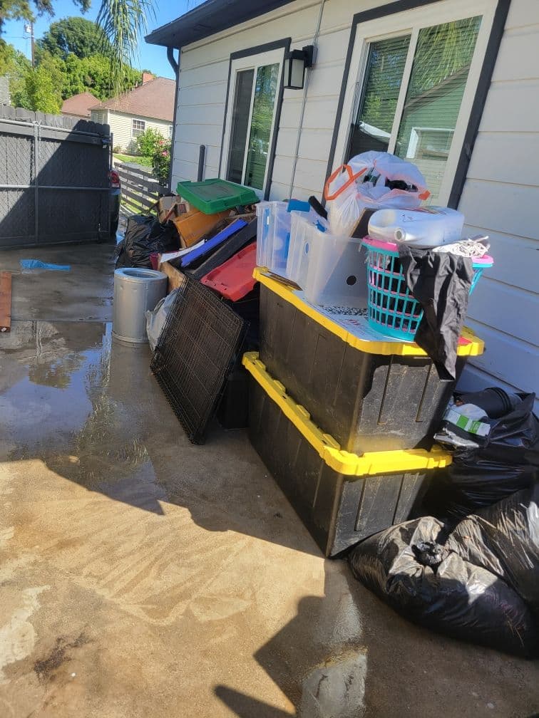 Project Junk Removal Transformation in San Fernando image