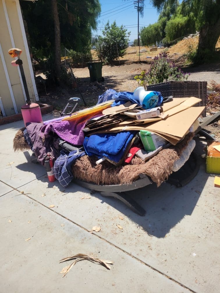 Complete Junk Removal in Sylmar image