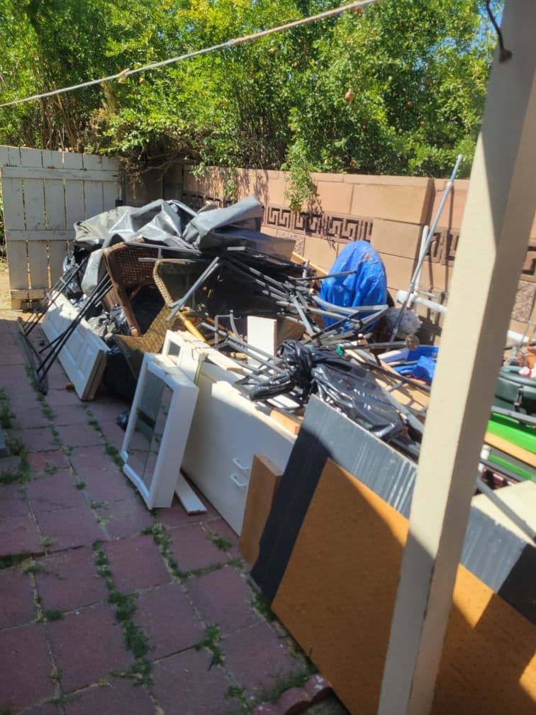 Project Junk Removal Success in Granada Hills image